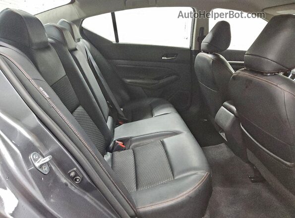 1N4BL4CV3RN358892 2024 NISSAN ALTIMA Gray უკანა სავარძლების ხედი