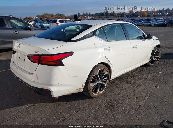 1N4BL4CV9RN385370 2024 NISSAN ALTIMA White Հետևի աջ