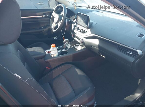 1N4BL4DV0NN403960 2022 NISSAN ALTIMA Черный Вид салона спереди