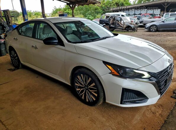 1N4BL4DV0SN301263 2025 NISSAN ALTIMA White 