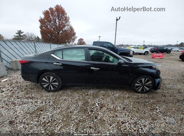 1N4BL4DV2NN319803 2022 NISSAN ALTIMA Черный Вид задней части салона