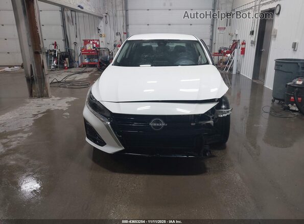 1N4BL4DW3SN370876 2025 NISSAN ALTIMA Белый Вид задней части салона
