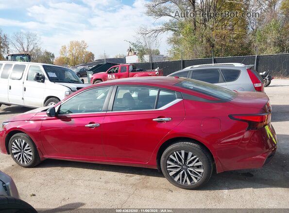1N4BL4DW8RN318220 2024 NISSAN ALTIMA Красный 