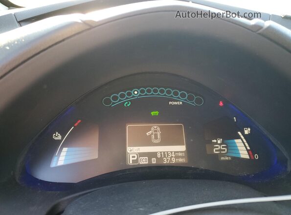 1N4BZ0CP0GC304550 2016 NISSAN LEAF Gray Instrument cluster view