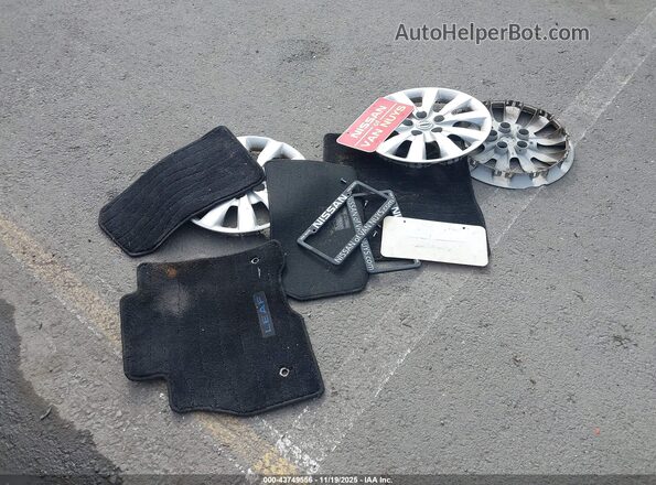 1N4BZ0CP3HC310747 2017 NISSAN LEAF Бордовый Вид щитка приборов