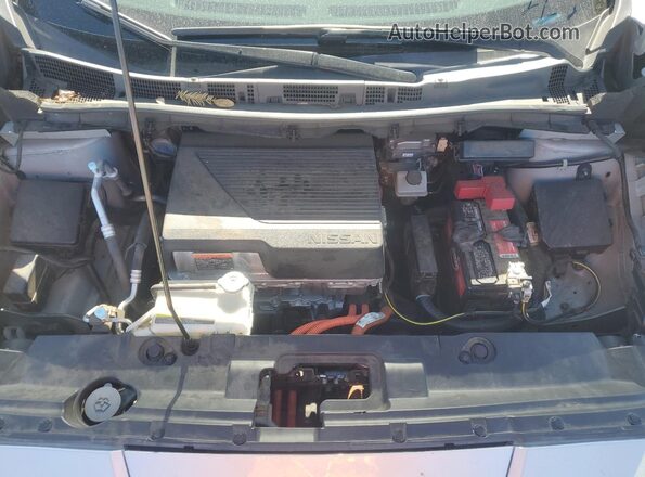 1N4BZ1CP0KC308919 2019 NISSAN LEAF Silver Вид задньої частини салону