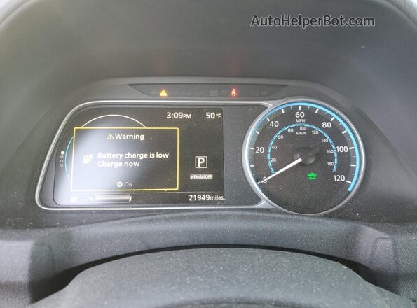 1N4BZ1CP9KC317828 2019 NISSAN LEAF White Widok zestawu wskaźników