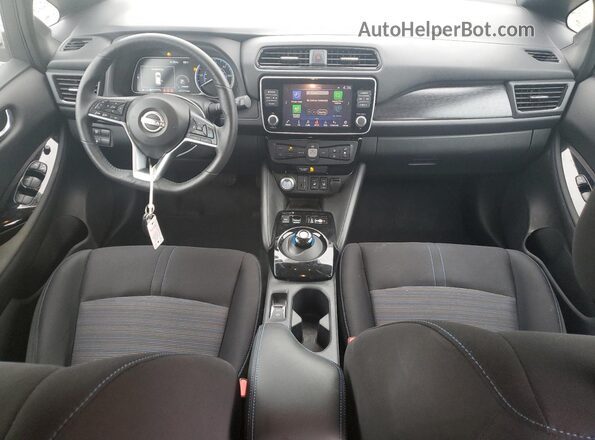 1N4CZ1CV0PC552547 2023 NISSAN LEAF White Widok deski rozdzielczej