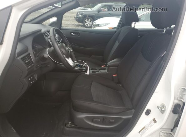 1N4CZ1CV0PC552547 2023 NISSAN LEAF White Widok wnętrza z przodu