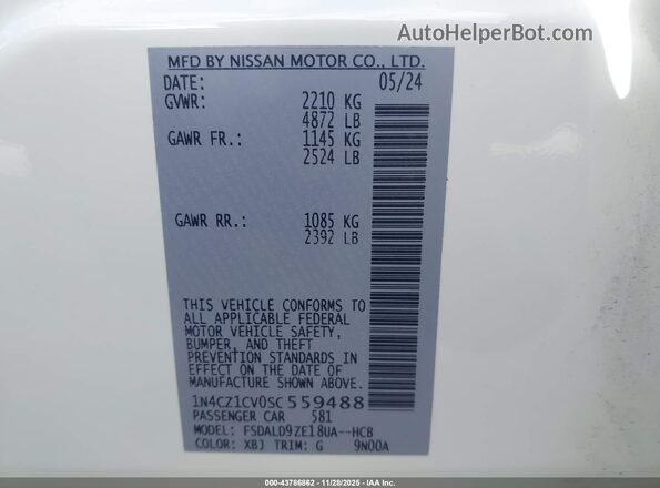 1N4CZ1CV0SC559488 2025 NISSAN LEAF White Widok komory silnika