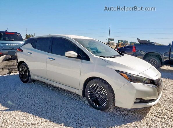 1N4CZ1CV4PC552325 2023 NISSAN LEAF White Front right