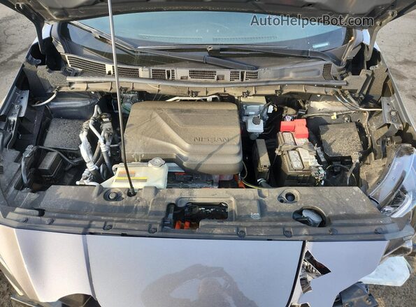 1N4CZ1CV4PC553118 2023 NISSAN LEAF Silver Սալոնի հետևի տեսք