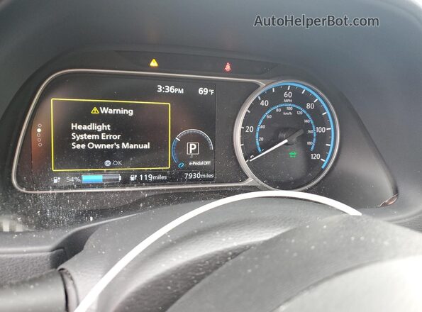 1N4CZ1CV4SC560529 2025 NISSAN LEAF Silver Вид щитка приладів