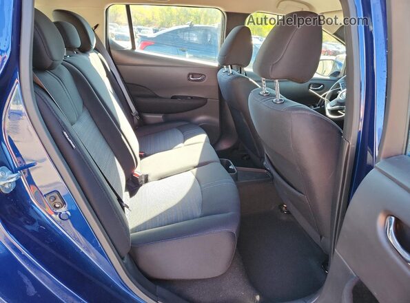 1N4CZ1CV5RC555916 2024 NISSAN LEAF Синий Вид задних сидений