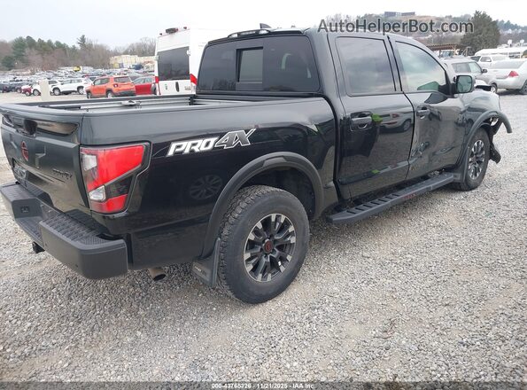 1N6AA1ED5RN100613 2024 NISSAN TITAN Черный Задняя правая четверть