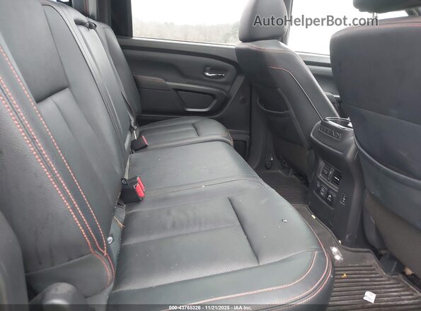 1N6AA1ED5RN100613 2024 NISSAN TITAN Черный Вид наклейки с VIN-кодом