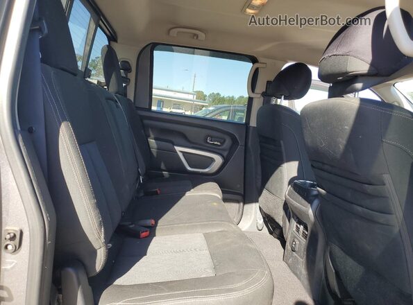1N6BA1F41GN514844 2016 NISSAN TITAN Gray Widok tylnych siedzeń