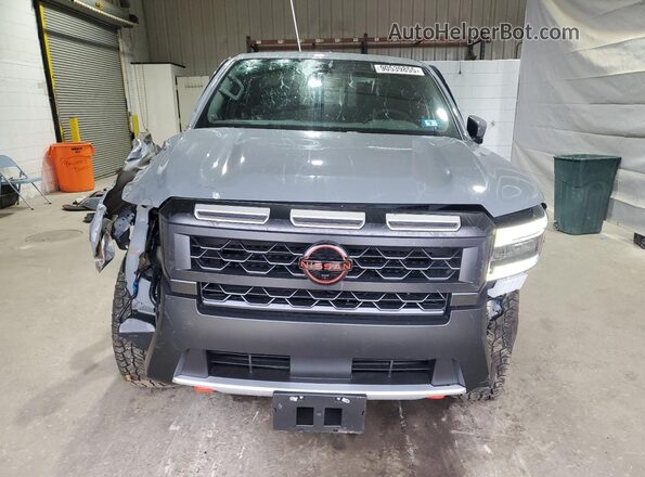 1N6ED1EKXSN649396 2025 NISSAN FRONTIER Gray Vista frontal