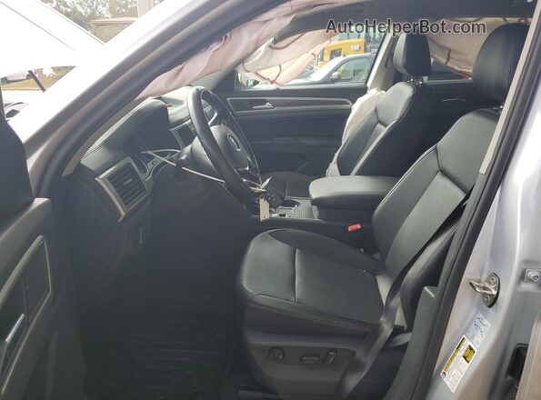 1V2DR2CA1JC509553 2018 VOLKSWAGEN ATLAS Silver Vista interior delantera