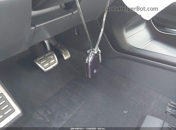 1V2FE2CA2RC242469 2024 VOLKSWAGEN ATLAS Black Vista del salpicadero