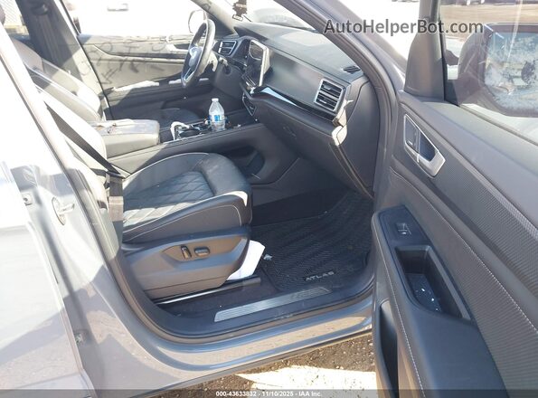 1V2FE2CA3RC249351 2024 VOLKSWAGEN ATLAS Gray წინა სალონის ხედი
