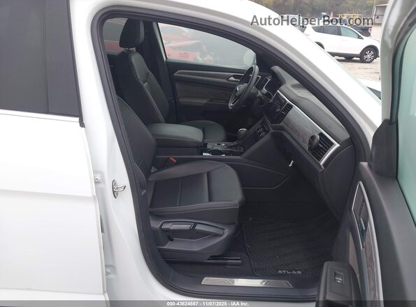 1V2JE2CA1PC227761 2023 VOLKSWAGEN ATLAS White Вид салону спереду