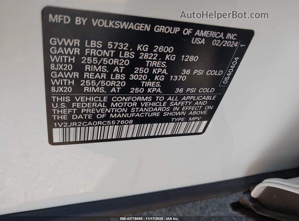 1V2JR2CA0RC557608 2024 VOLKSWAGEN ATLAS White Engine compartment view
