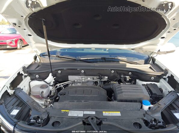 1V2JR2CA0RC557608 2024 VOLKSWAGEN ATLAS White Rear view