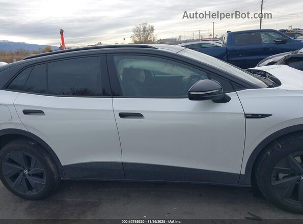 1V2JSPE85SC013882 2025 VOLKSWAGEN ID.4 White 360 interior view