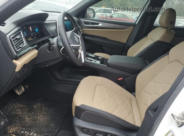 1V2KE2CA4RC238972 2024 VOLKSWAGEN ATLAS Белый Вид салона спереди