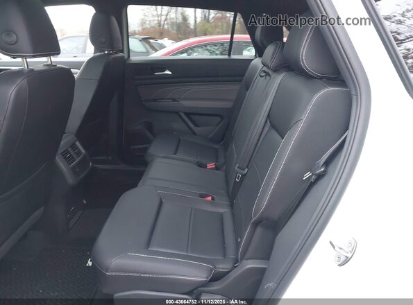 1V2KE2CA7PC226263 2023 VOLKSWAGEN ATLAS White 