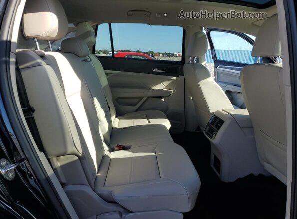 1V2KR2CA3NC535357 2022 VOLKSWAGEN ATLAS Black Rear interior view