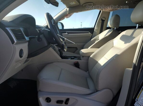 1V2KR2CA3NC535357 2022 VOLKSWAGEN ATLAS Black Front interior view