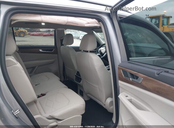 1V2KR2CA7SC548544 2025 VOLKSWAGEN ATLAS Gray Vista de la etiqueta del VIN