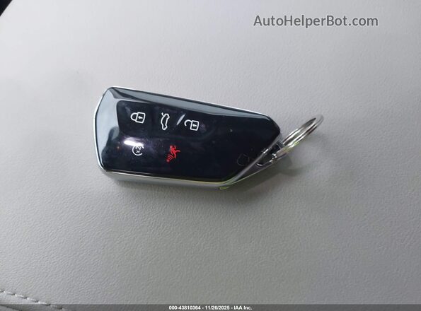 1V2KR2CA7SC548544 2025 VOLKSWAGEN ATLAS Gray Vista del salpicadero