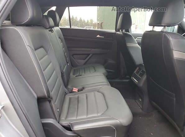 1V2TE2CA3LC212438 2020 VOLKSWAGEN ATLAS Silver უკანა სალონის ხედი