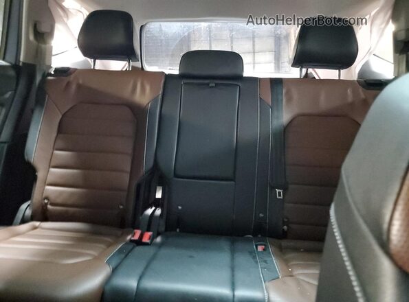 1V2TP2CAXMC511243 2021 VOLKSWAGEN ATLAS Серебряный 