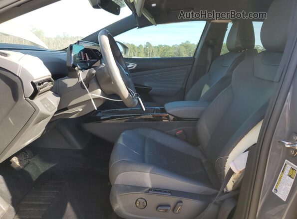 1V2VMPE80PC022170 2023 VOLKSWAGEN ID.4 Серый Вид салона спереди