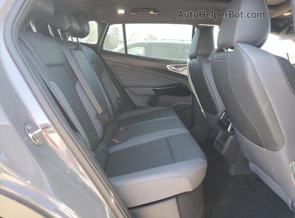 1V2VMPE80PC022170 2023 VOLKSWAGEN ID.4 Серый Вид задней части салона