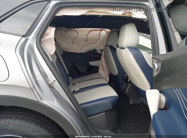 1V2VMPE88PC019033 2023 VOLKSWAGEN ID.4 Silver Вид наклейки з VIN-кодом