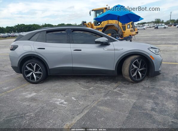 1V2VMPE88PC019033 2023 VOLKSWAGEN ID.4 Silver Вид задньої частини салону