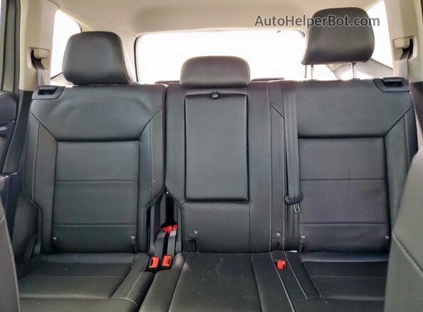 1V2WP2CA1PC519538 2023 VOLKSWAGEN ATLAS Gray Rear seats view