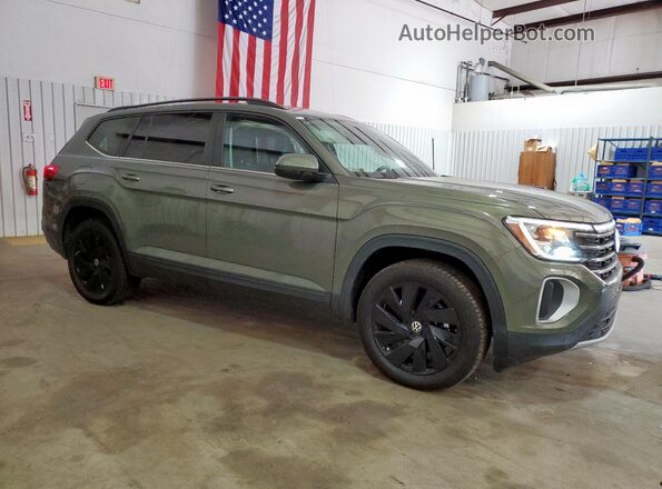 1V2WR2CA8SC544990 2025 VOLKSWAGEN ATLAS Зеленый Передняя правая четверть