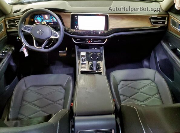 1V2WR2CA8SC544990 2025 VOLKSWAGEN ATLAS Зеленый Вид панели приборов
