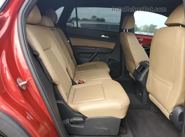 1V2YC2CAXLC225621 2020 VOLKSWAGEN ATLAS Red Widok wnętrza z tyłu