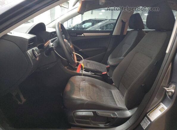 1VWAA7A32MC005673 2021 VOLKSWAGEN PASSAT Gray Вид салону спереду