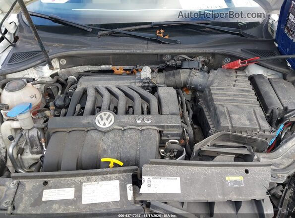 1VWJM7A39JC049527 2018 VOLKSWAGEN PASSAT White Vista trasera