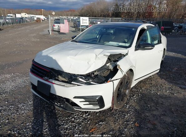 1VWJM7A39JC049527 2018 VOLKSWAGEN PASSAT White Vista frontal