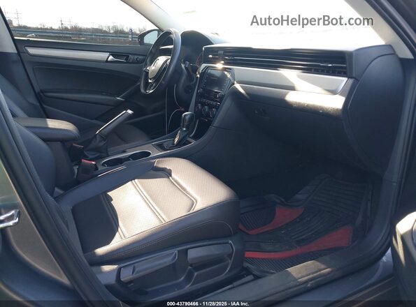 1VWSA7A37MC001087 2021 VOLKSWAGEN PASSAT Серый Вид салона спереди