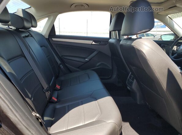 1VWSA7A39MC010082 2021 VOLKSWAGEN PASSAT Черный Вид задних сидений